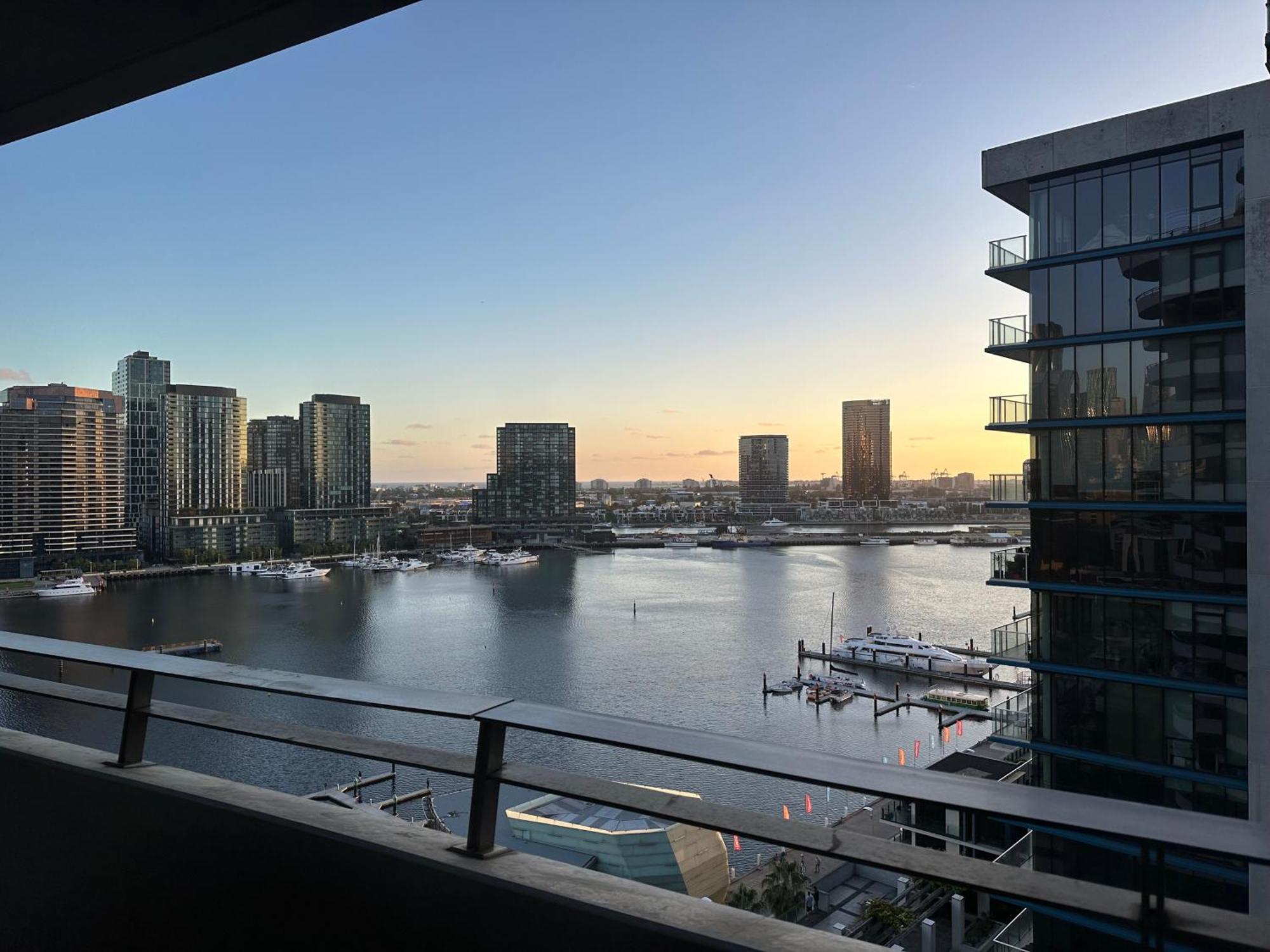 Sea View, Gym & Pool, 2 Bedrooms 2 Bathrooms Melbourne Bagian luar foto