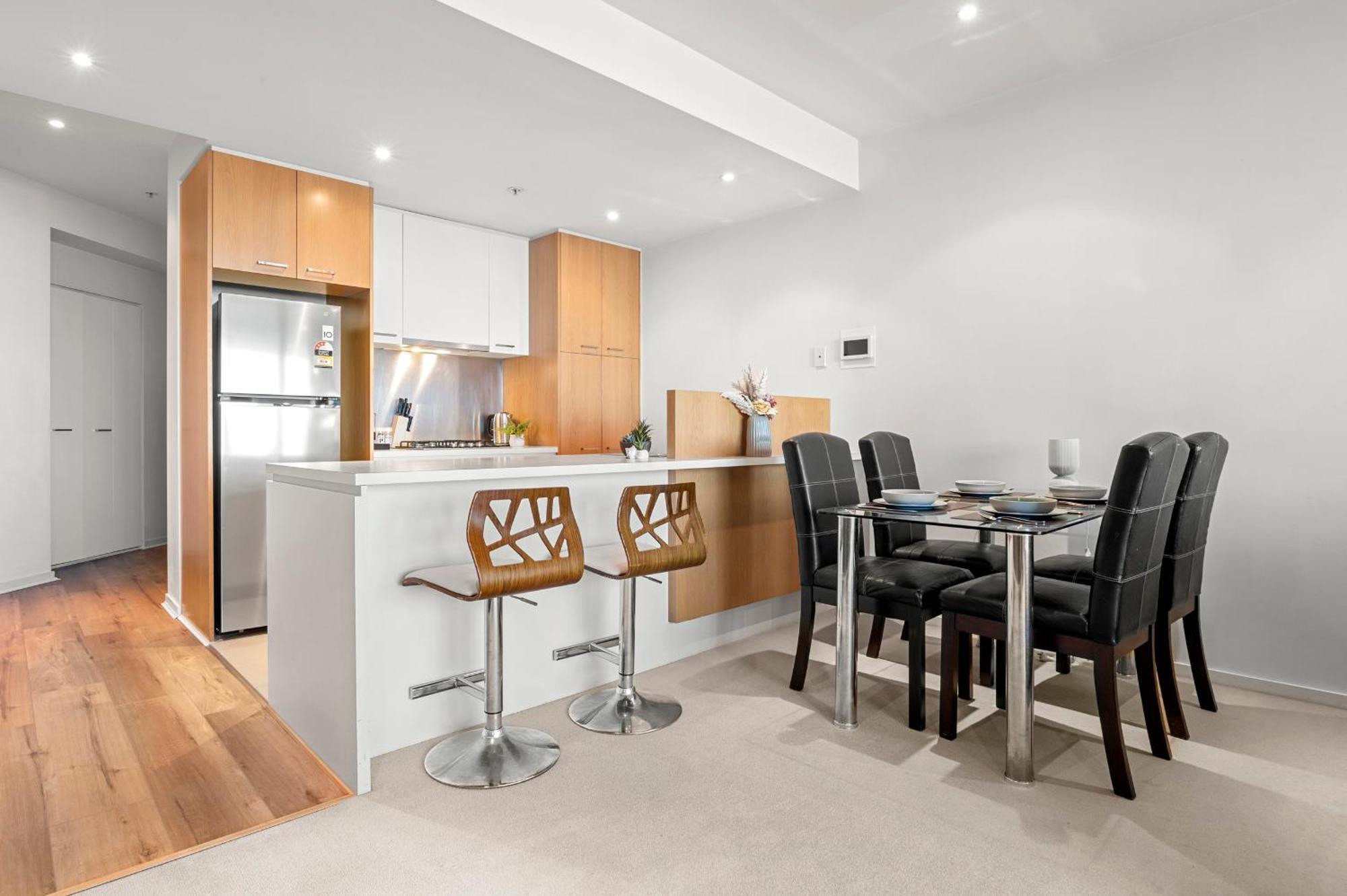 Sea View, Gym & Pool, 2 Bedrooms 2 Bathrooms Melbourne Bagian luar foto